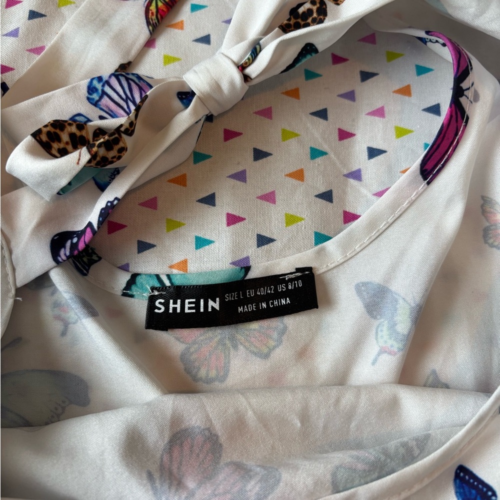 Bundle!! 4 Colorful Patterned Tops Collection - Picture 2 of 15